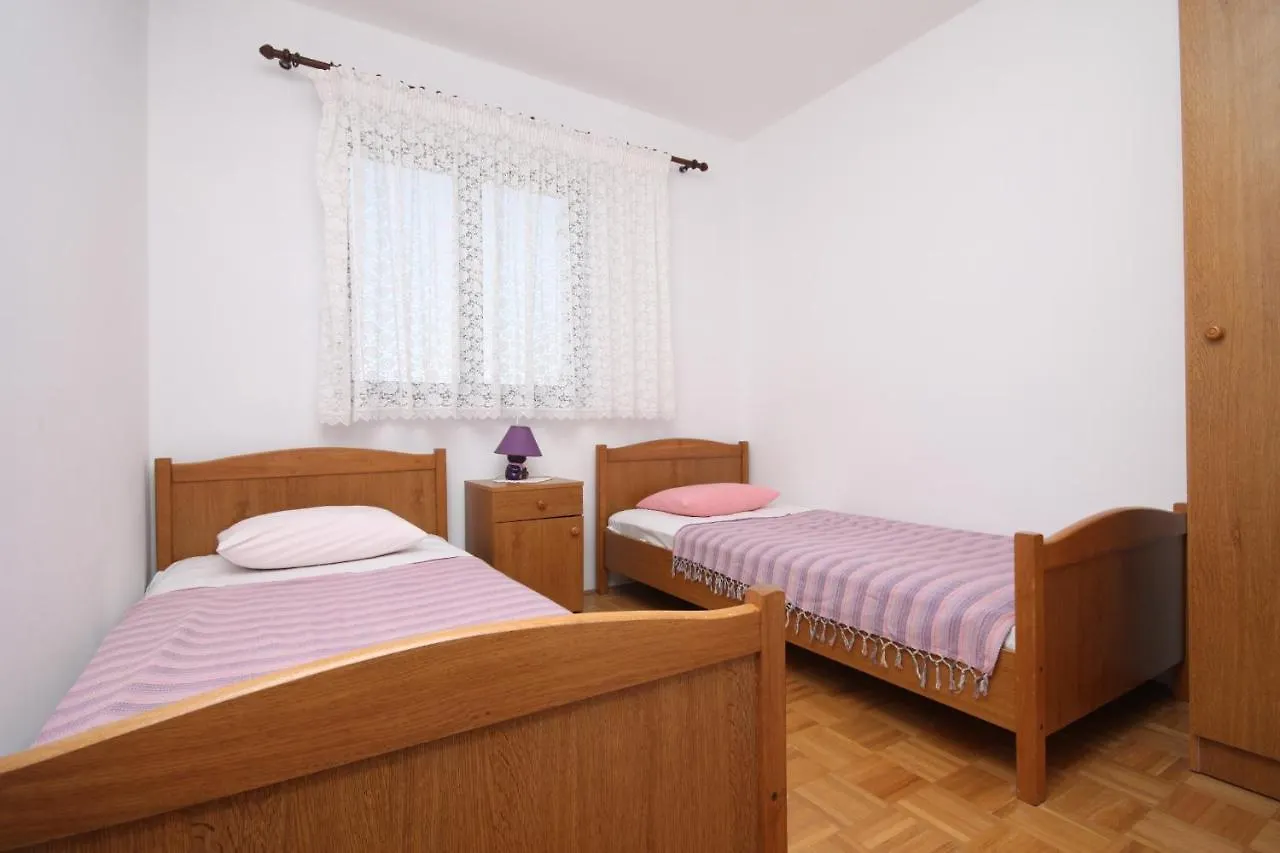 Apartments With A Parking Space Povljana, Pag - 6297  Povljana